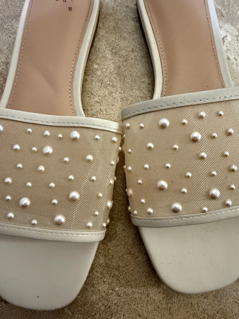 Pearl-Embellished Cream Slide Sandals size 7 - Picture 2 of 2